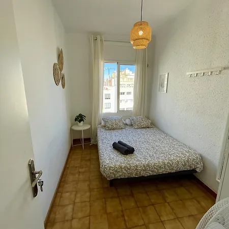Plaza Cataluna Guest House 旅馆 *